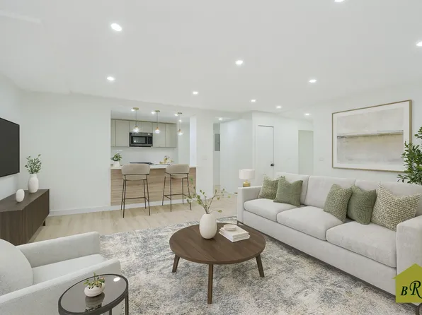 2815 Ocean Parkway image 8 of 32