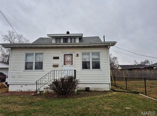 1530 Johnson Rd, Granite City, IL 62040