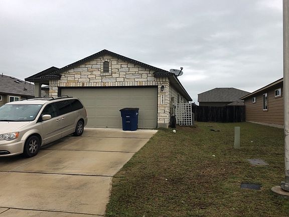 2nd image of 2243 Hawk Dr