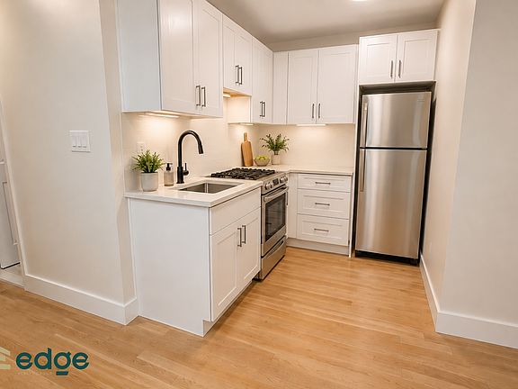 3rd image of 384 S 5th St #2