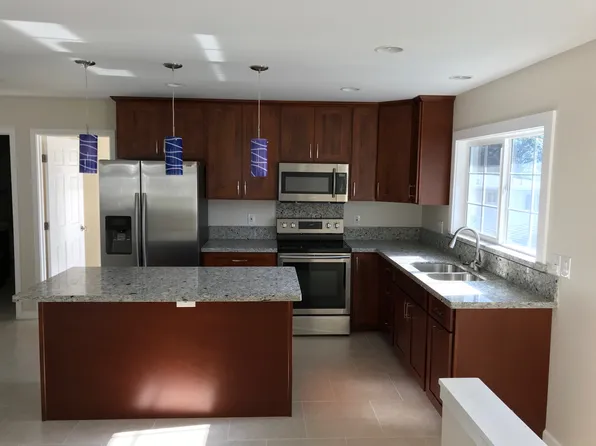 2721 Puunui Ave, Honolulu, HI 96817