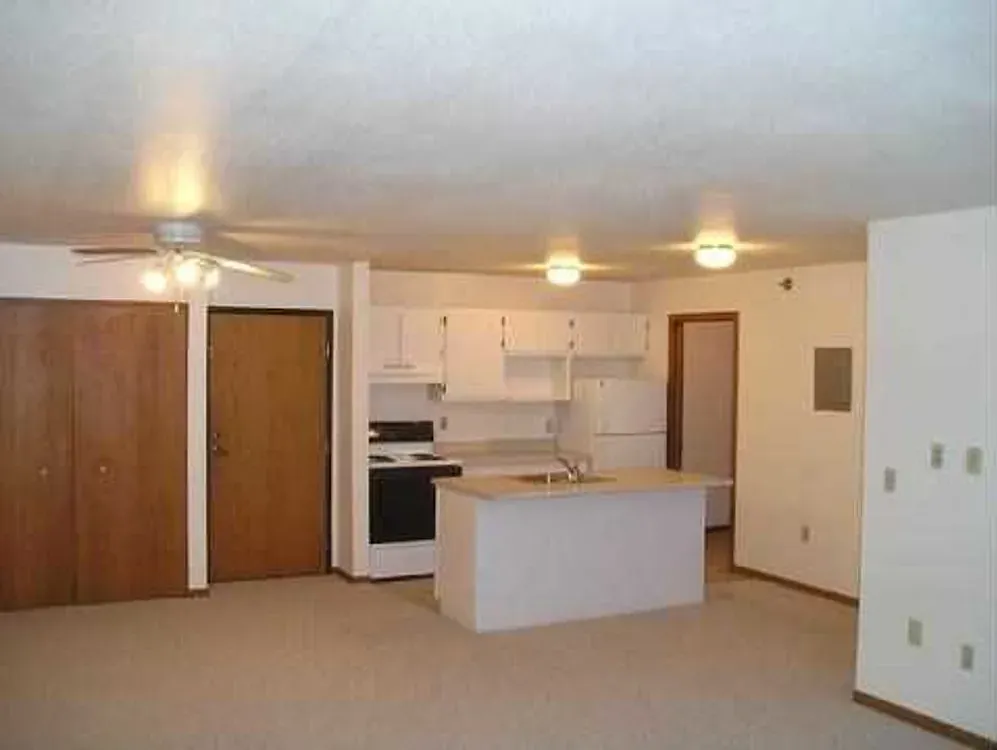 Parkwater Apartments — Photo 3
