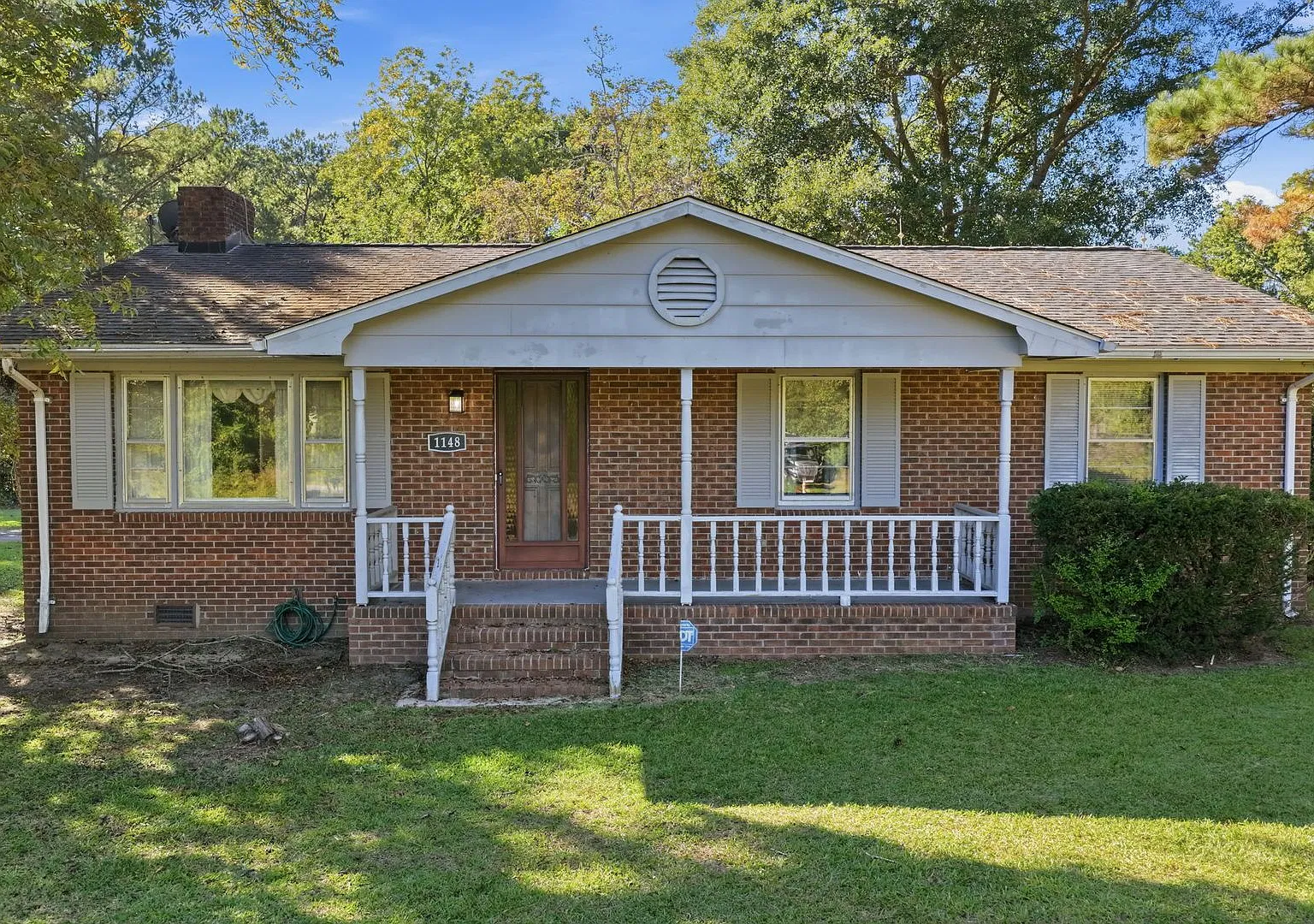 Updated 3 BR / 1 BA Brick Ranch in Rocky Point — Photo 1