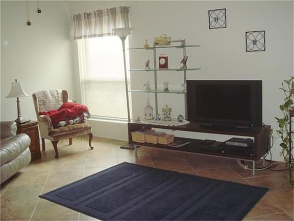 3rd image of 7026 Foxmont Ln
