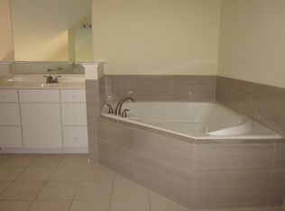 11467 Heritage Commons Way, Reston, VA 20194