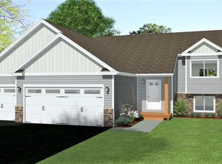 950 Lakewood Trl, Nya, MN 55397