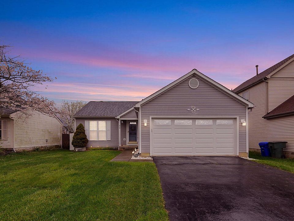 1st image of 835 Wallinger Dr