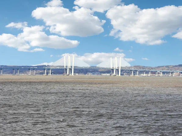 307 Cottonwood Court, Piermont, NY 10968