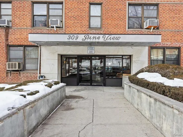 309 Broadway #4F, Yonkers, NY 10701