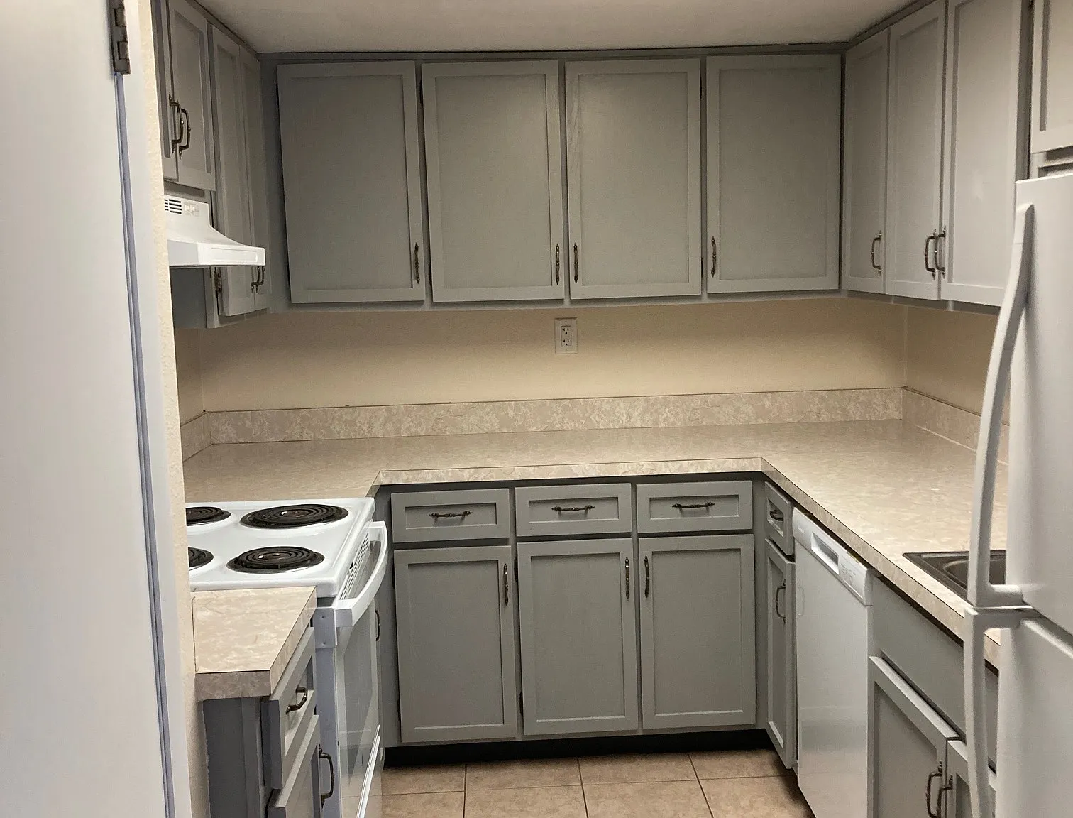 2 bed, 1216 sqft, $1,850 — Photo 2