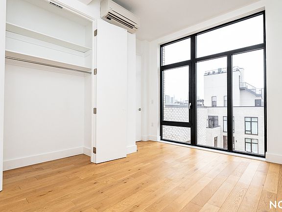 5th image of 38-38 32nd St #1007