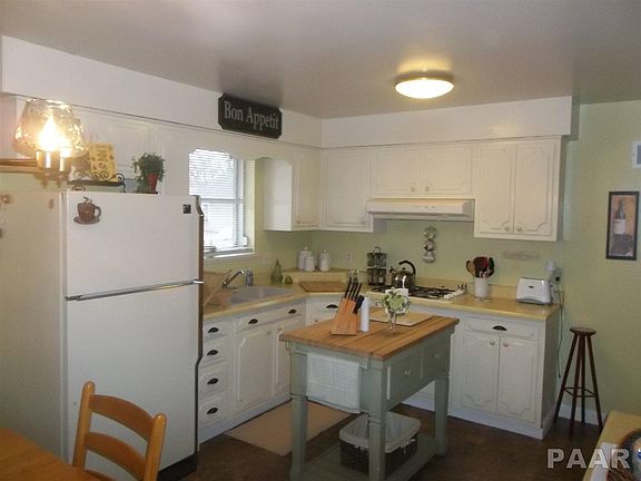 5th image of 624 S Barnewolt Dr