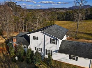 7829 Gum Log Rd, Young Harris, GA 30582