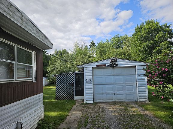 3rd image of 7970 Sunnydell Dr