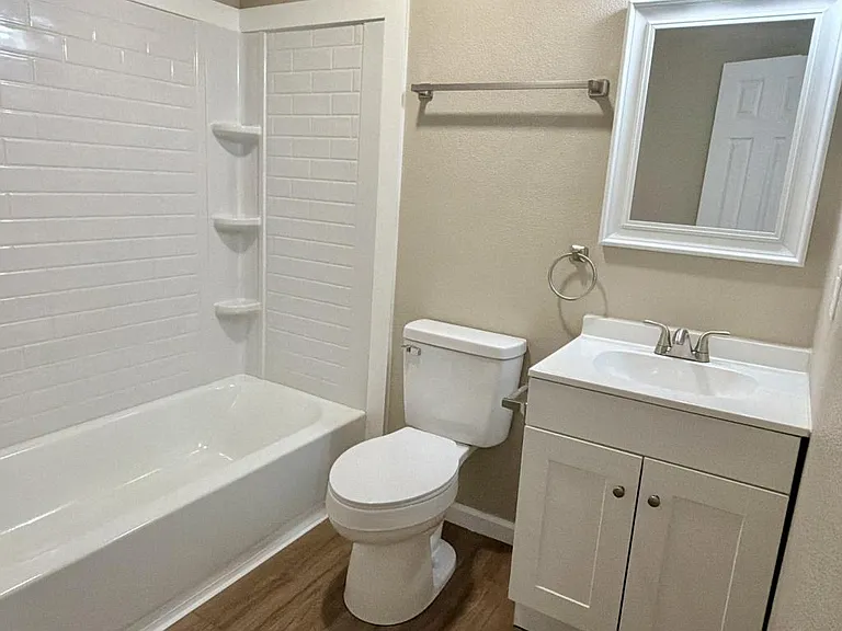 20 Sarasue Ln — Photo 7
