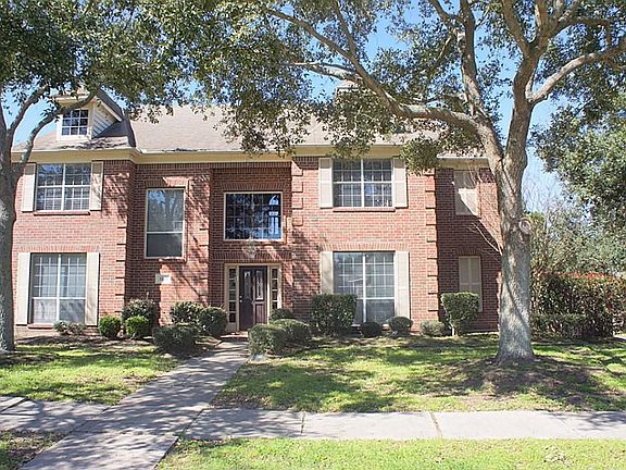 2nd image of 2227 Castle Bay Dr