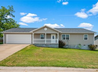 106 Matty Ln, Berryville, AR 72616