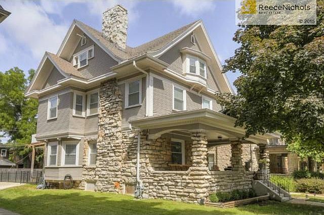 Completely remodeled home in historic Valentine neighborhood!