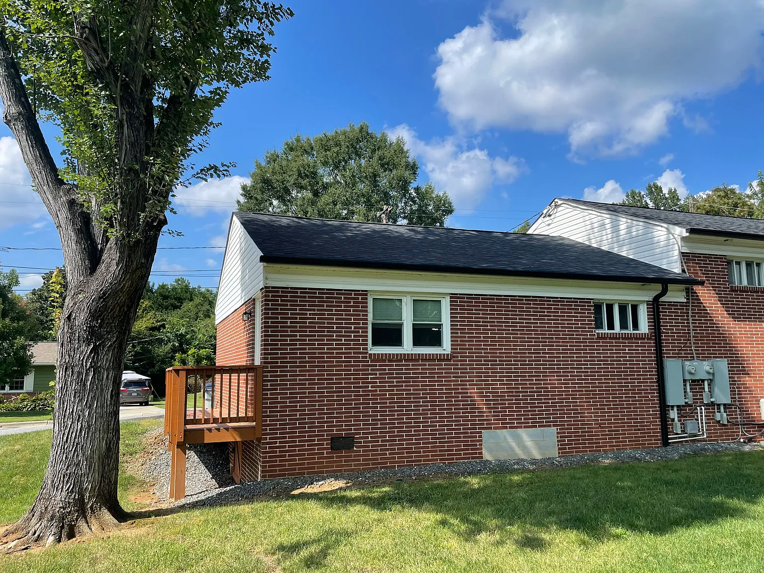 2 bed, 1.0 bath, 668 sqft, $1,130 — Photo 3