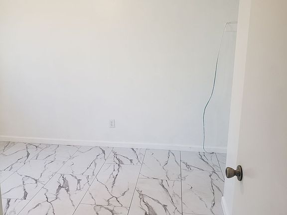 3rd image of 6363 Carlo Dr