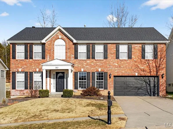 917 Emerald Oaks Ct, Eureka, MO 63025