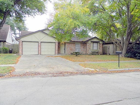 2nd image of 12115 Braesridge Dr