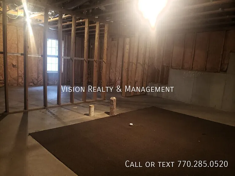 229 Bainbridge Cir — Photo 20