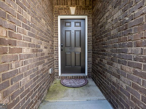 2nd image of 1891 Campbell Oaks Dr