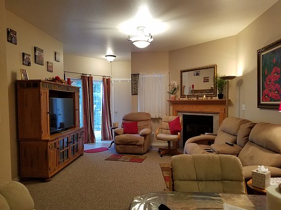2nd image of 950 52nd Avenue Ct APT E1