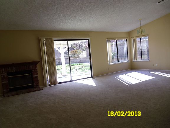 4th image of 4660 Grandview Dr #1