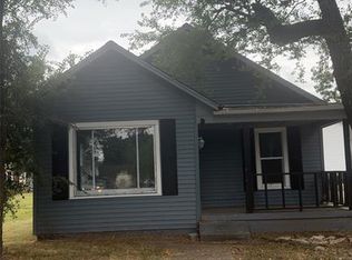 733 Matthews Ave, Sikeston, MO 63801