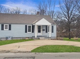 9420 E 67th Ter, Raytown, MO 64133