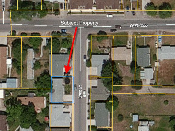 3rd image of 911 Lynn Ln