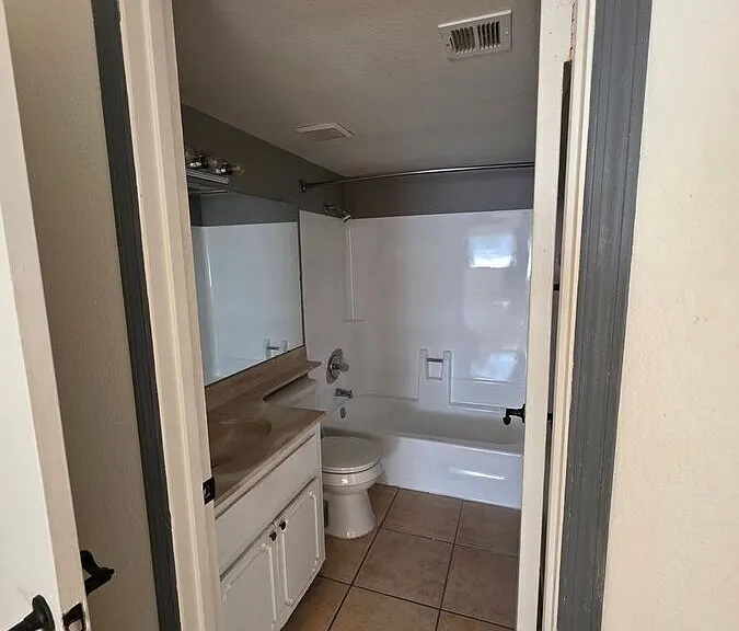 4416 N 35th Ave #2X2C — Photo 1