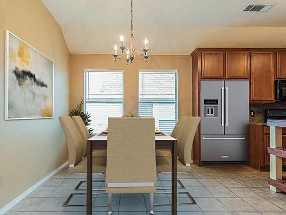 3rd image of 10725 Vista Heights Blvd