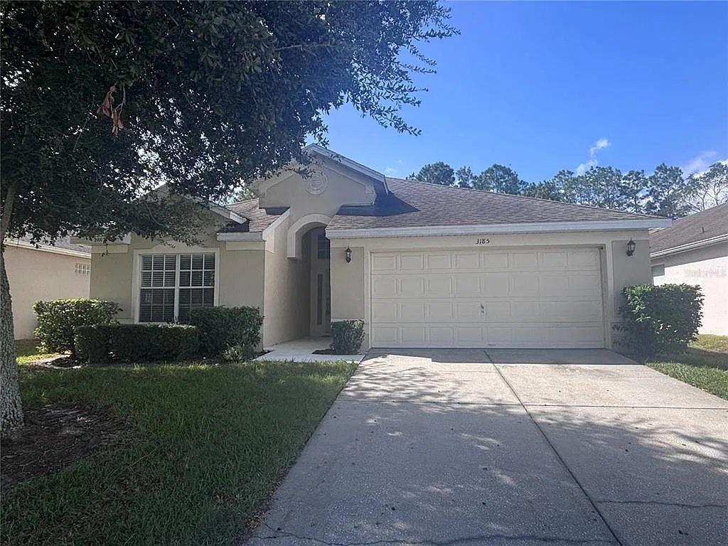 3 bed, 2.0 bath, 1814 sqft, $2,495 — Photo 1