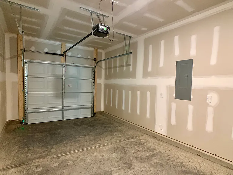 197 Diploma Dr — Photo 18