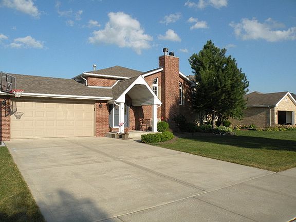 2nd image of 19543 Collin Dr