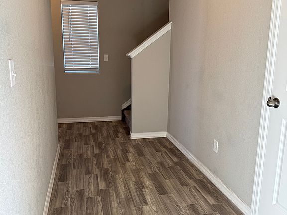 3rd image of 8095 Nico Way