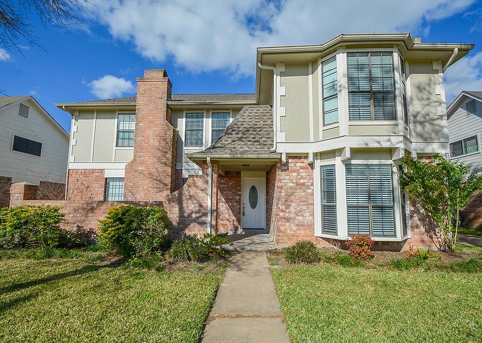 2nd image of 2919 N Blue Meadow Cir