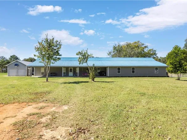 24 Duke Dr, Fort Mitchell, AL 36856