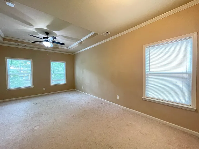 989 Parkside Wood Ct — Photo 18
