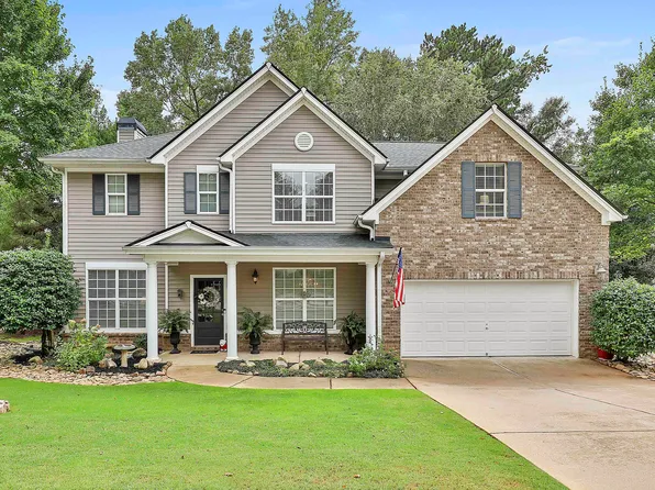 135 Brightling Ln, Newnan, GA 30265
