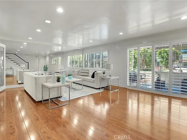 5315 Yarmouth Ave Unit 104, Encino, CA 91316