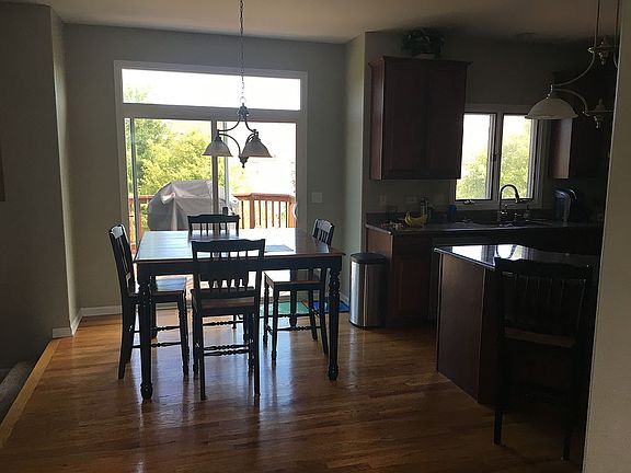 3rd image of 1932 Gardner Cir E