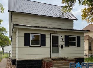 512 S Broadway Ave, Watertown, SD 57201