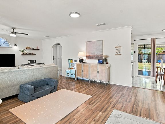 4th image of 4720 Kyle Dr