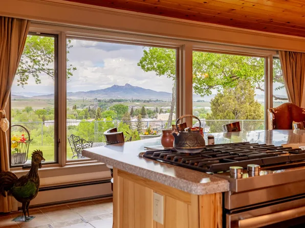 1507 Shepard Pl, Cody, WY 82414