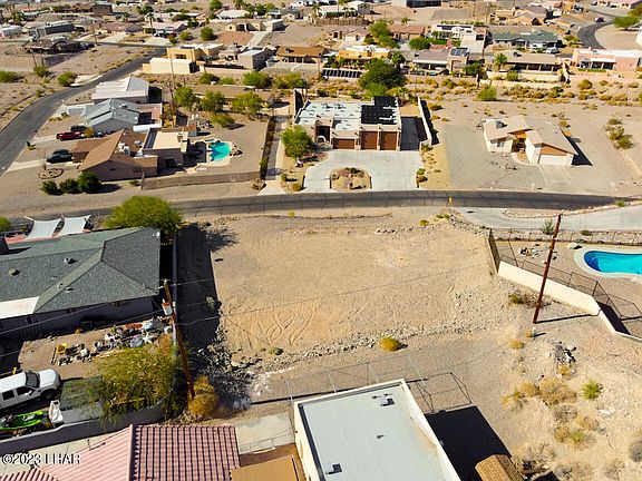 5th image of 4064 Sponson Dr
