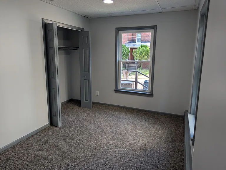 250 Locust St — Photo 21